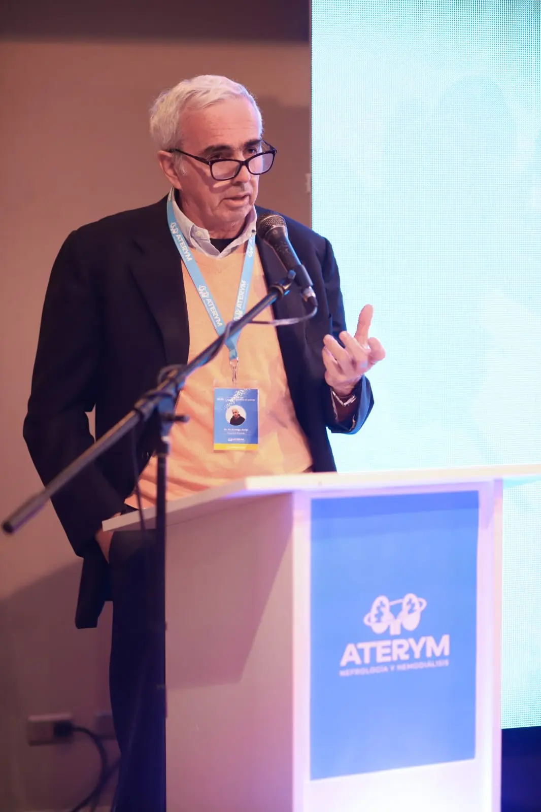 Dr. Javier de Arteaga